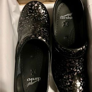 Dansko Professional Clogs BRAND NEW